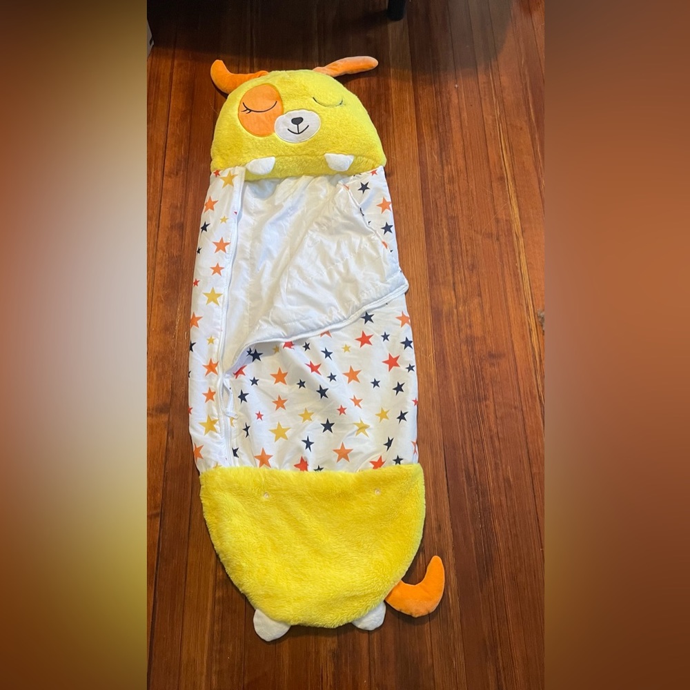 Happy Napper Puppy 🐶 1/2 the price, all the snuggles. Condition: Like new 🤗